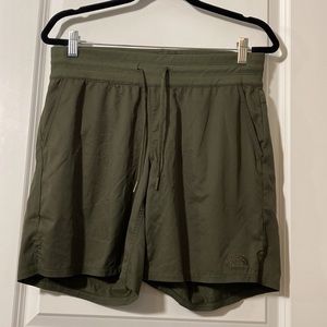 The North Face Shorts Size Medium